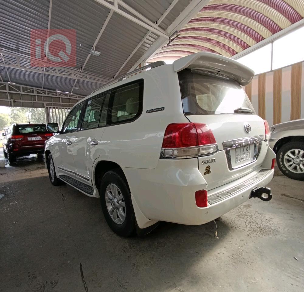 تويوتا لاندكروزر